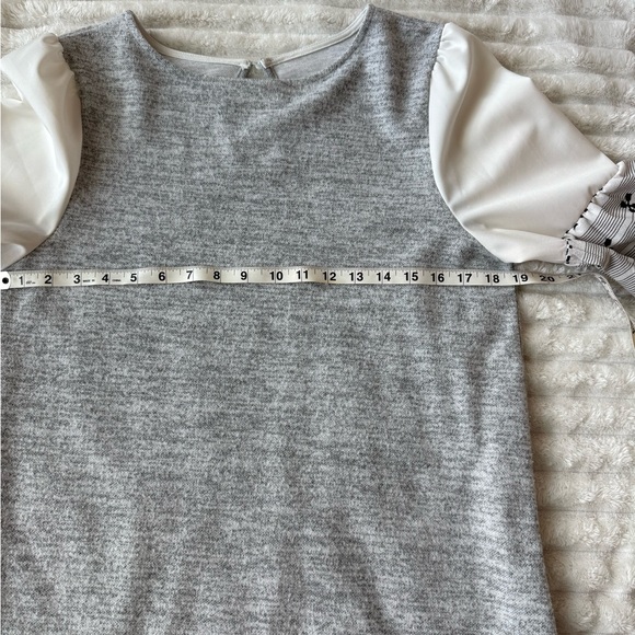 Pattern Sleeve Gray Top/Sweater - Picture 11 of 12